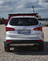 Hyundai Santa Fe 2014 – rear view