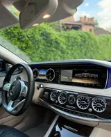 Mercedes-Benz S-Class 2015 – interior