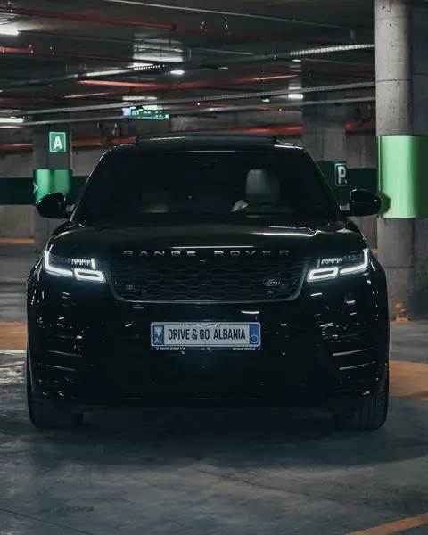 Range Rover Velar – Drive&Go Albania